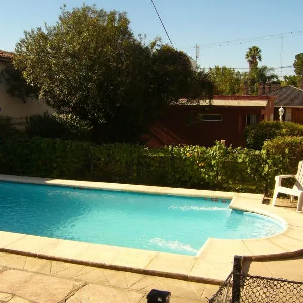 Amanitas Posada、ヴィラ・カルロス・パスのホテル