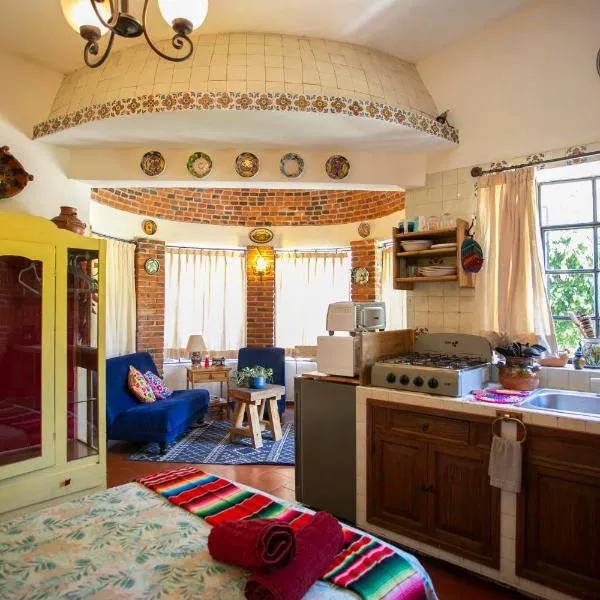 Majikal B&B - China Poblana, hotel in Cholula
