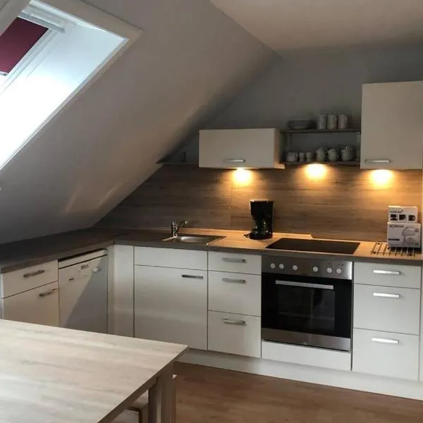 Kur-Pur eine Ferienwohnung mit Sauna und Garten, Hotel in Husum