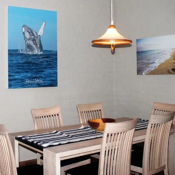 Dolphin View Self Catering, hotel in Umzinto