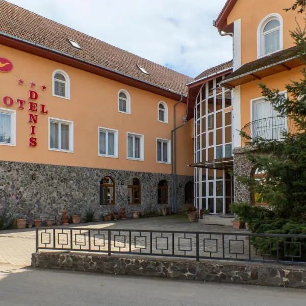 Hotel Denis, hotel di Laslea