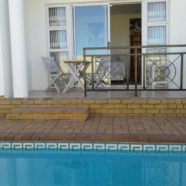 Come Home in Oudtshoorn Self-Catering Units, hotel in Kruisrivier