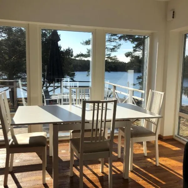 Björsjödal Lake House's, hotel in Gothenburg