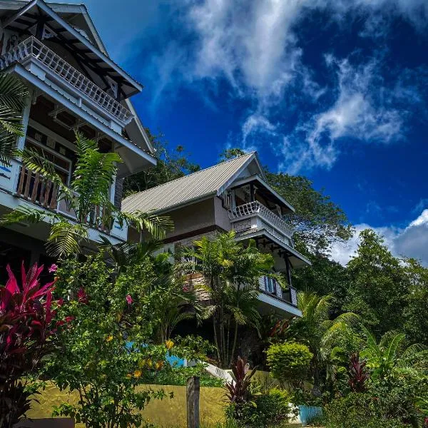 Mouggae Blues Villas, hotel en Isla de Silhouette