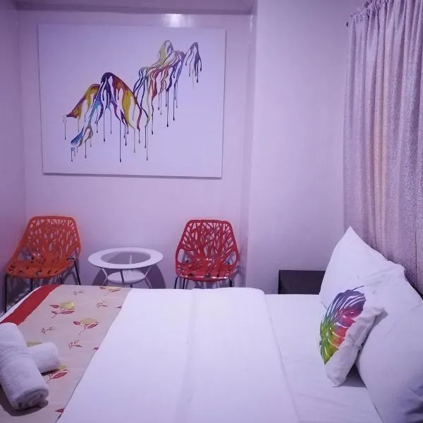 Viesnīca HalfWay House Hostel Mactan Cebu Airport pilsētā Maktana