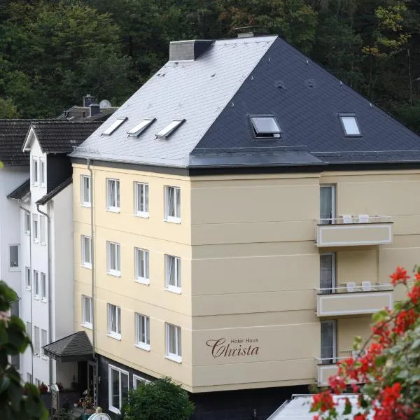 Hotel Haus Christa, hotell i Bad Bertrich
