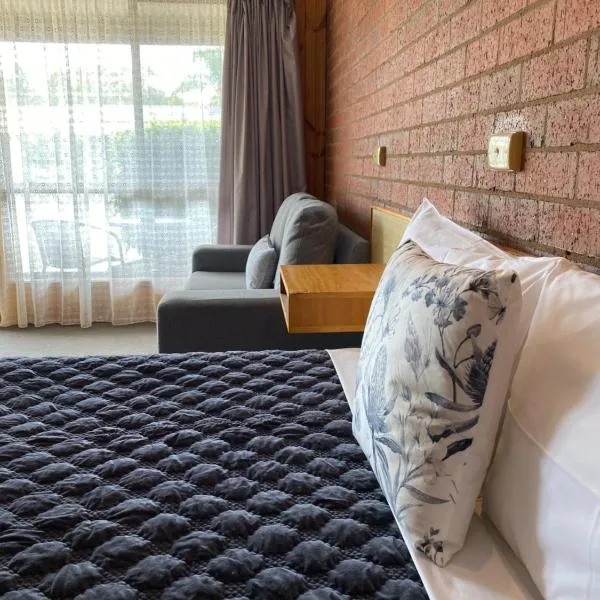 Country Roads, hotel in Peak Hill