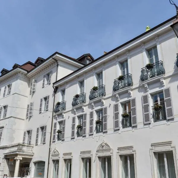 ROYAL Annecy Apparthôtel, hotel in Annecy