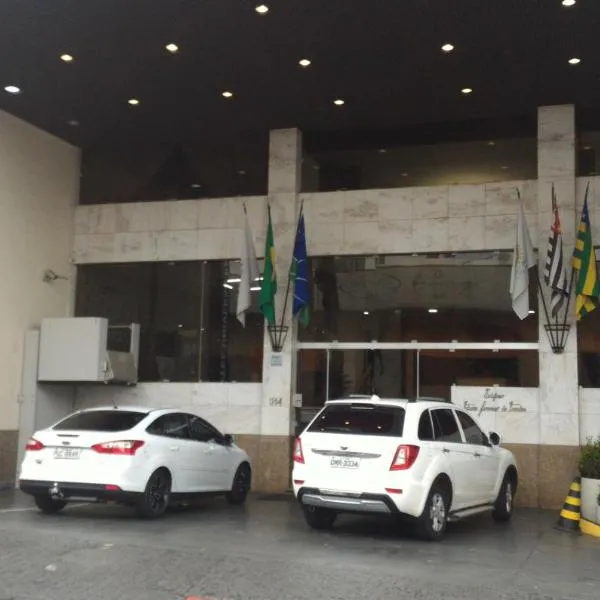 Grande Hotel Universo Palace, hotel v destinaci Uberlândia