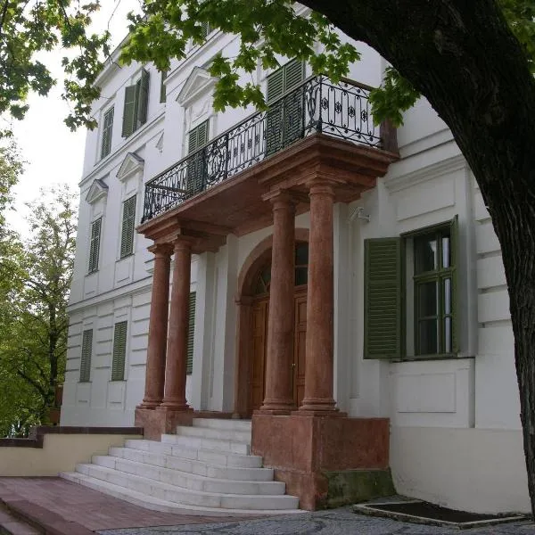 Horvath Villa Apartman, hotel v destinaci Balatonfüred