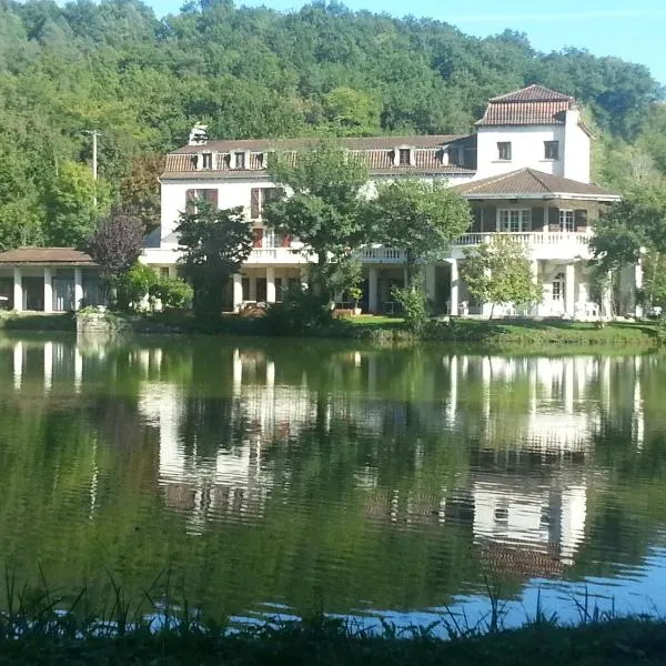 Hôtel Etang des Reynats, hotel in Biras