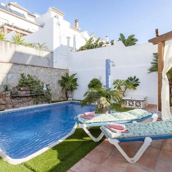 Villa Maite, hotel in Nerja