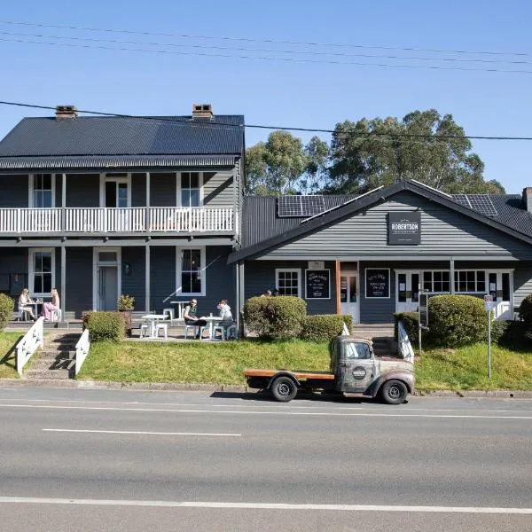 Robertson Public House and Kitchen, hotel a Burrawang