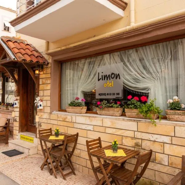 LİMON OTEL FOÇA, hotel in Foça