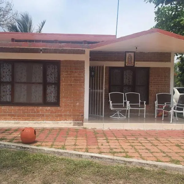 코스타 에스메랄다에 위치한 호텔 Casa de las Flores