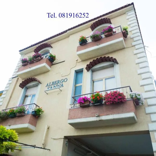 ALBERGO SANT'ANNA, hotel v destinaci Pagani