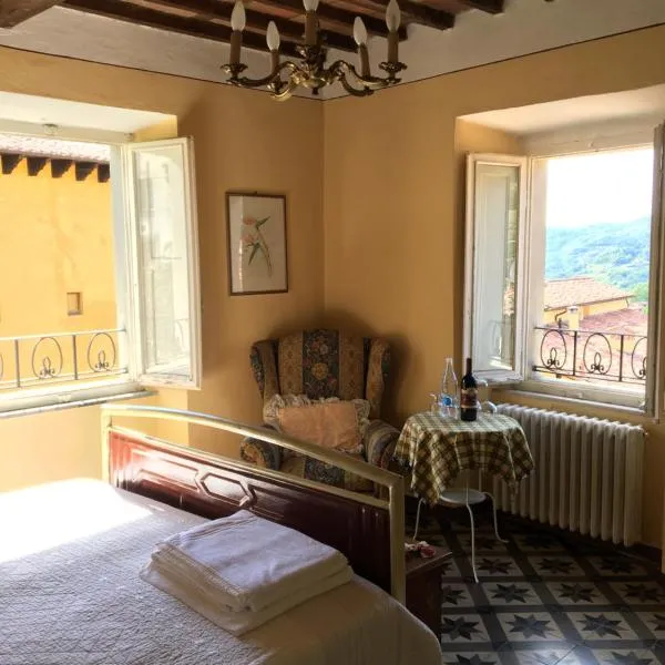 Barga Lucca Centro Storico Con giardino, ξενοδοχείο σε Barga