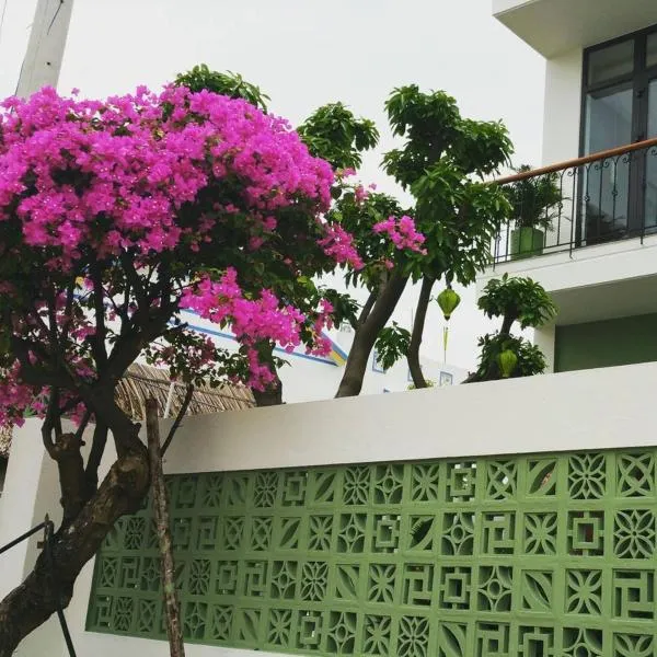 Dog Friendly Aparthotel $Hoi An - $edenroc nha xanh