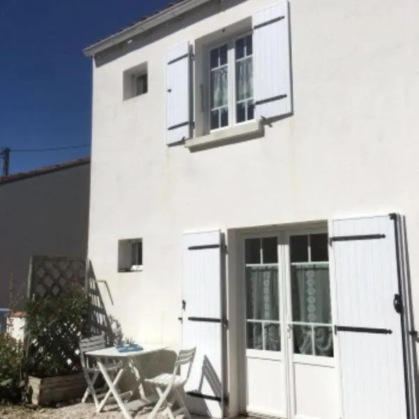 Maison de pays à 2 pas de la mer et du centre, ξενοδοχείο σε La Tranche-sur-Mer