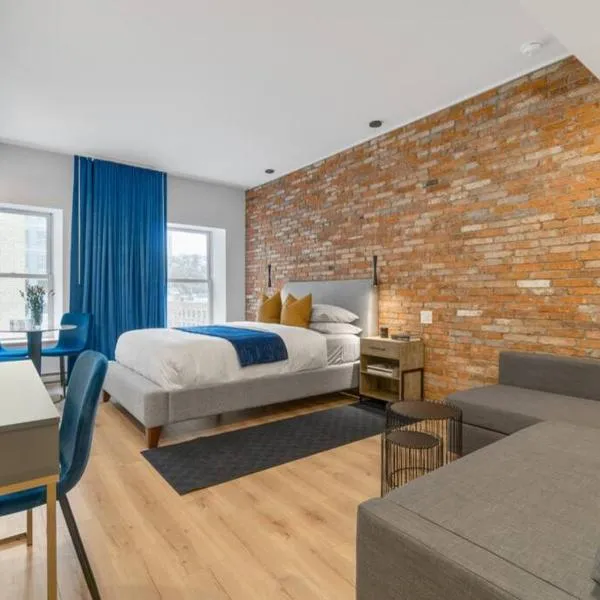 INITIAL - SUITE LEMIEUX - PARKING - Centre-Ville de Québec, hotel in Quebec City