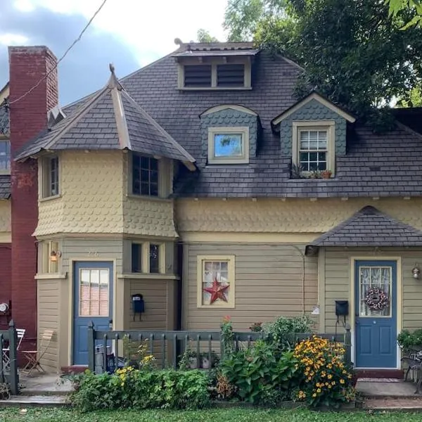 Luxury Apartment in Historic Carriage House, hotel in Kennett Square