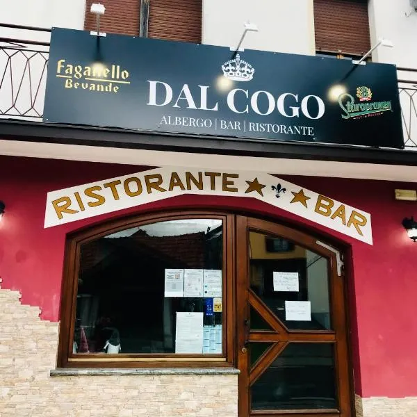 Albergo Ristorante Dal Cogo, מלון בClaut