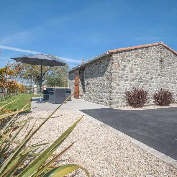 Gite du Bois Brillant, hotel em Couffé