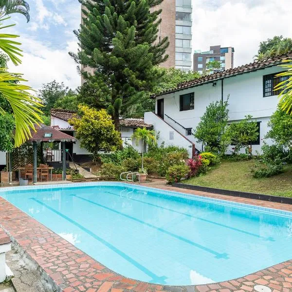 Ayenda 1257 Premium Real, hotel i Medellín