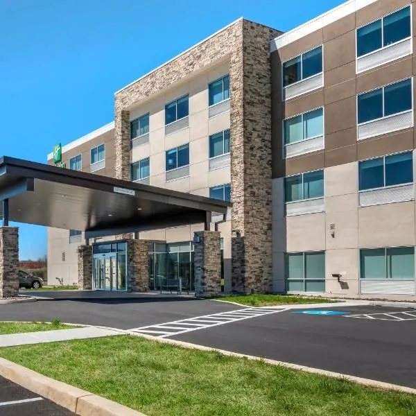 Holiday Inn Express & Suites - Carlisle Southwest I-81 by IHG, hotel in Carlisle