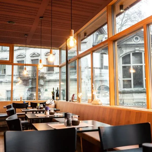 호에넴스에 위치한 호텔 Landgasthof Hirschen