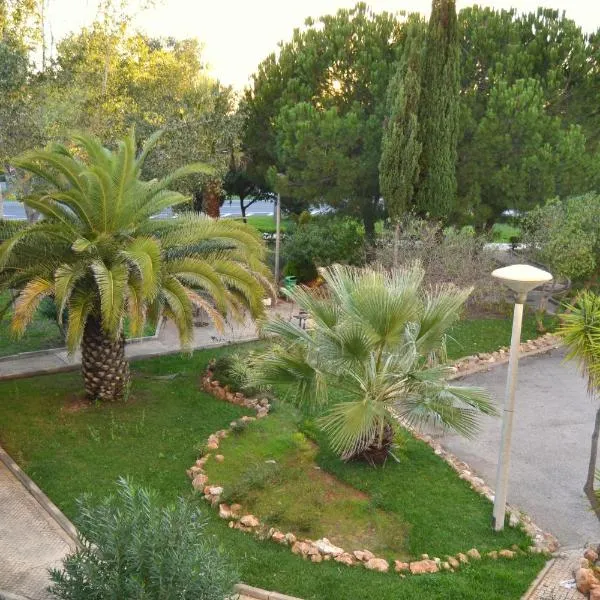 Parque das Amendoeiras, hotel v destinaci Vilamoura