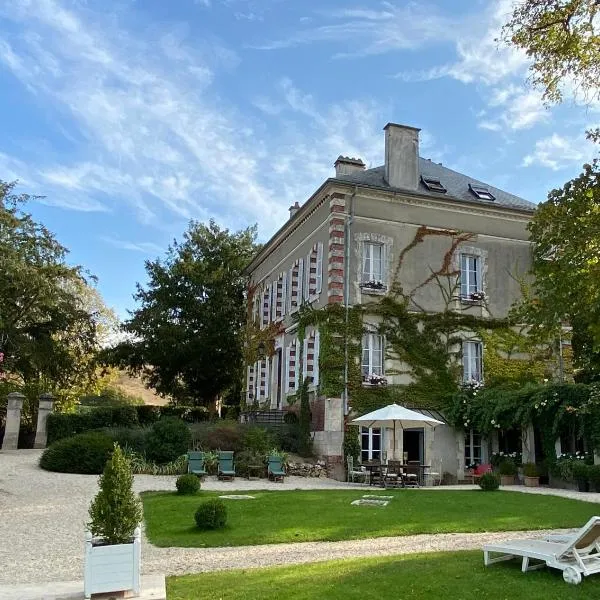 Manoir de La Croix Saint Louis "Luxury Guest House", hotel in Merry-Sec