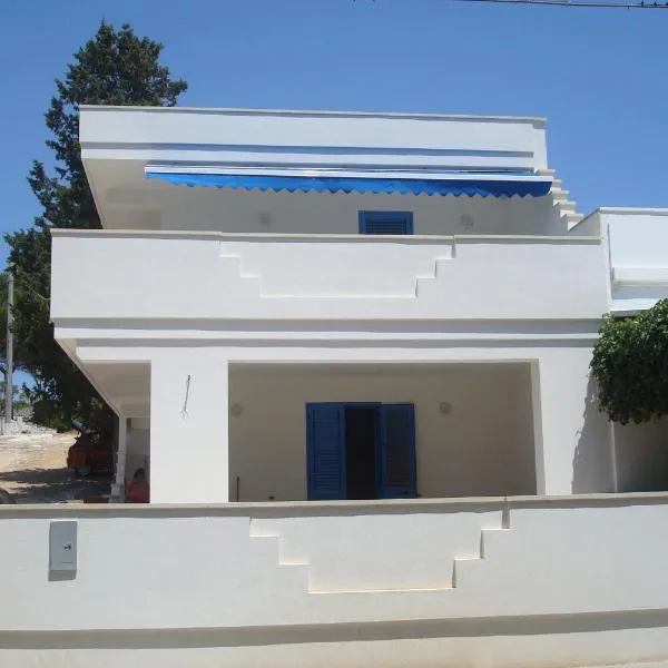 Casa Azzurra Felloniche – hotel w mieście Castrignano del Capo