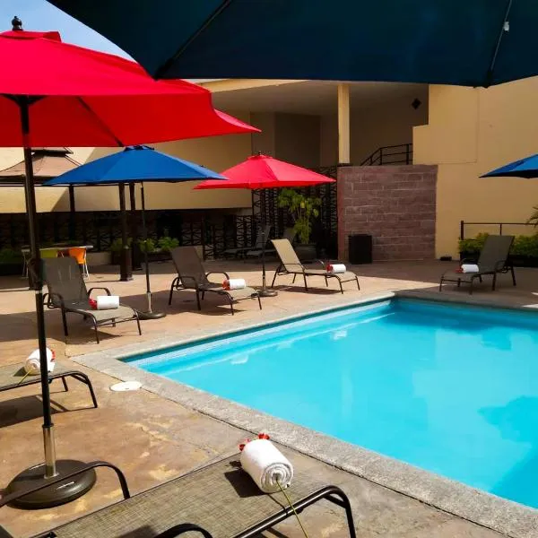 BeWow Hotel Querétaro, hotel v destinaci Querétaro