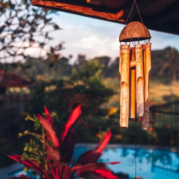 Villa Nextdoor Nature Yogyakarta: Bantul şehrinde bir otel