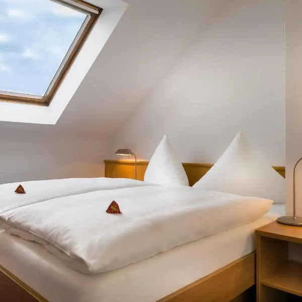 acora Karlsruhe Zentrum Living the City - Apartments, ξενοδοχείο στην Καρλσρούη