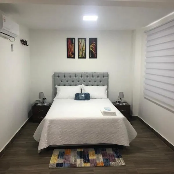 Hostal Lucy, hotel em Atanquez