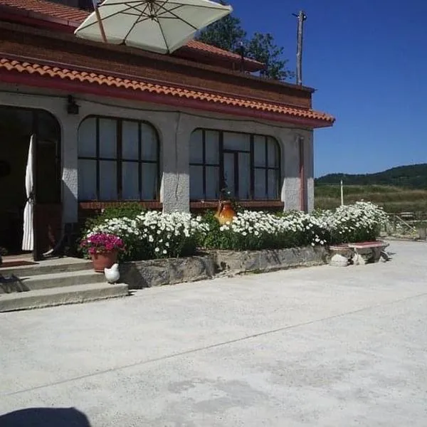 B&B PASSO DEL FALCO, hotel v destinaci Sorianello