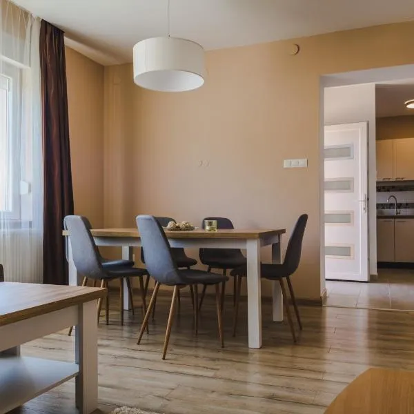 Németh Apartman, hotel v destinaci Keszthely