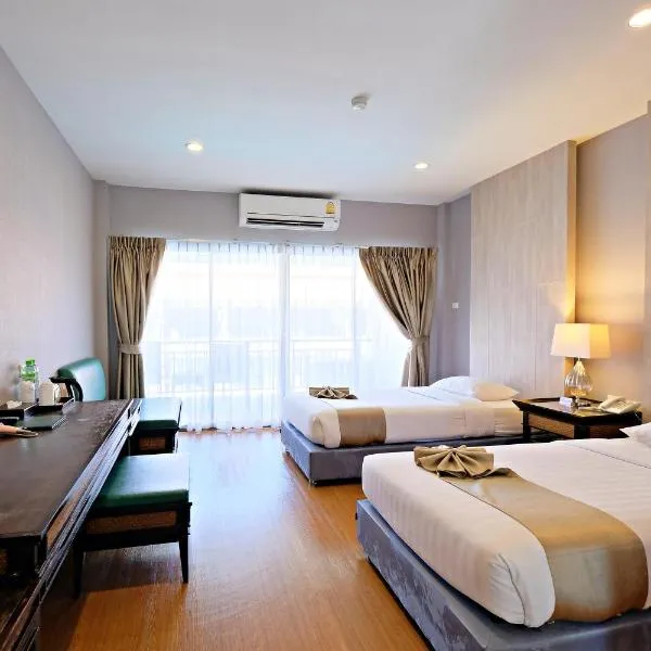 Green Lake Resort - SHA Extra Plus Certified, hotel in Chiang Mai