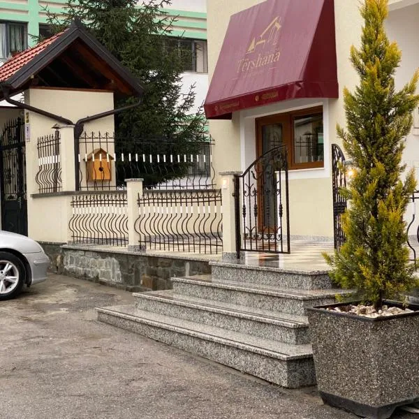 Guesthouse Tershana, hotell i Peshkopi