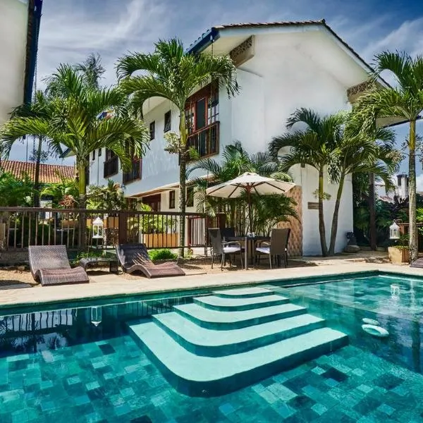 Lombok Hotel & SPA antes Hotel Casablanca، فندق في غوادواس