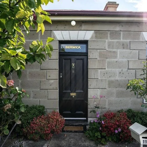 Berwick Cottage, hotel in Hobart