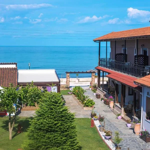 Viesnīca Kamelia & Semeli Hotel pilsētā Skala Potamija