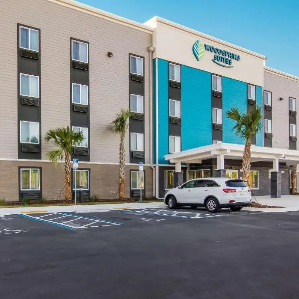 WoodSpring Suites Jacksonville Baymeadows, hotel in Deerwood Club