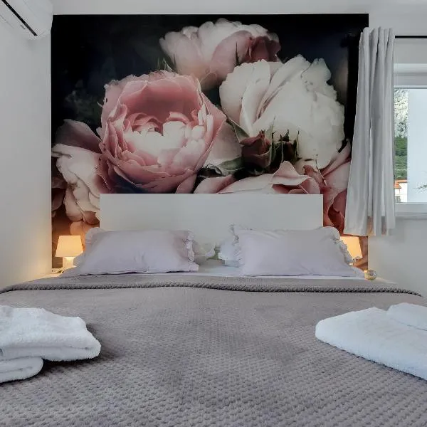 Studio apartmani Buljan、マカルスカのホテル