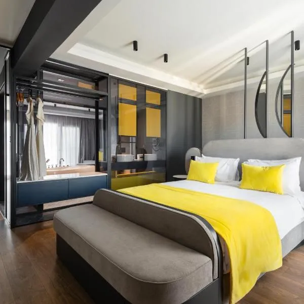 COLORS Hotel Athens, hotel ad Atene