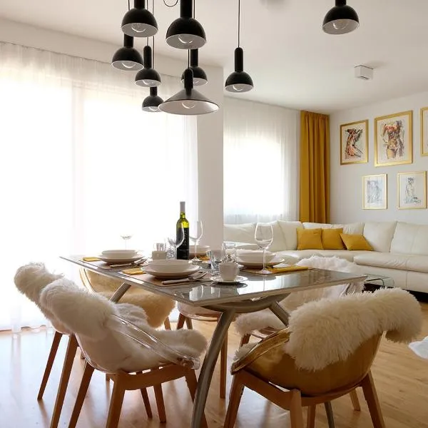 Apartman No 12、マリ・ロシニのホテル