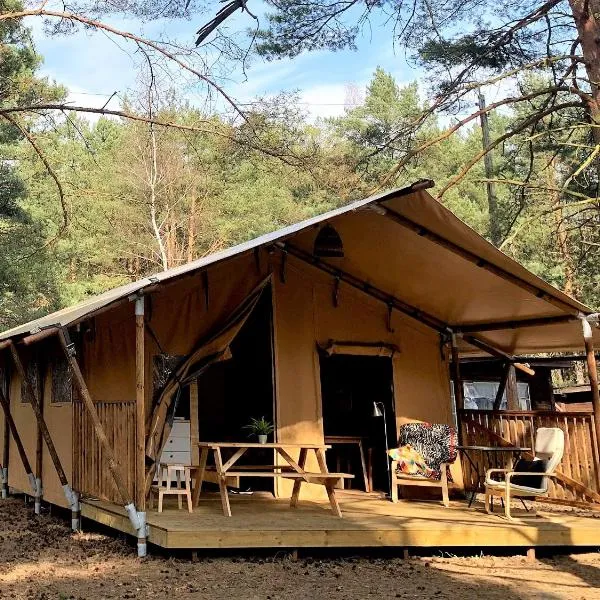 Camp Bursztynowy Las, hotel v Gdaňsku