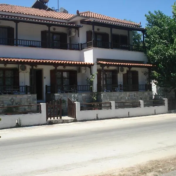 Tanias House, hotel v destinaci Platanias